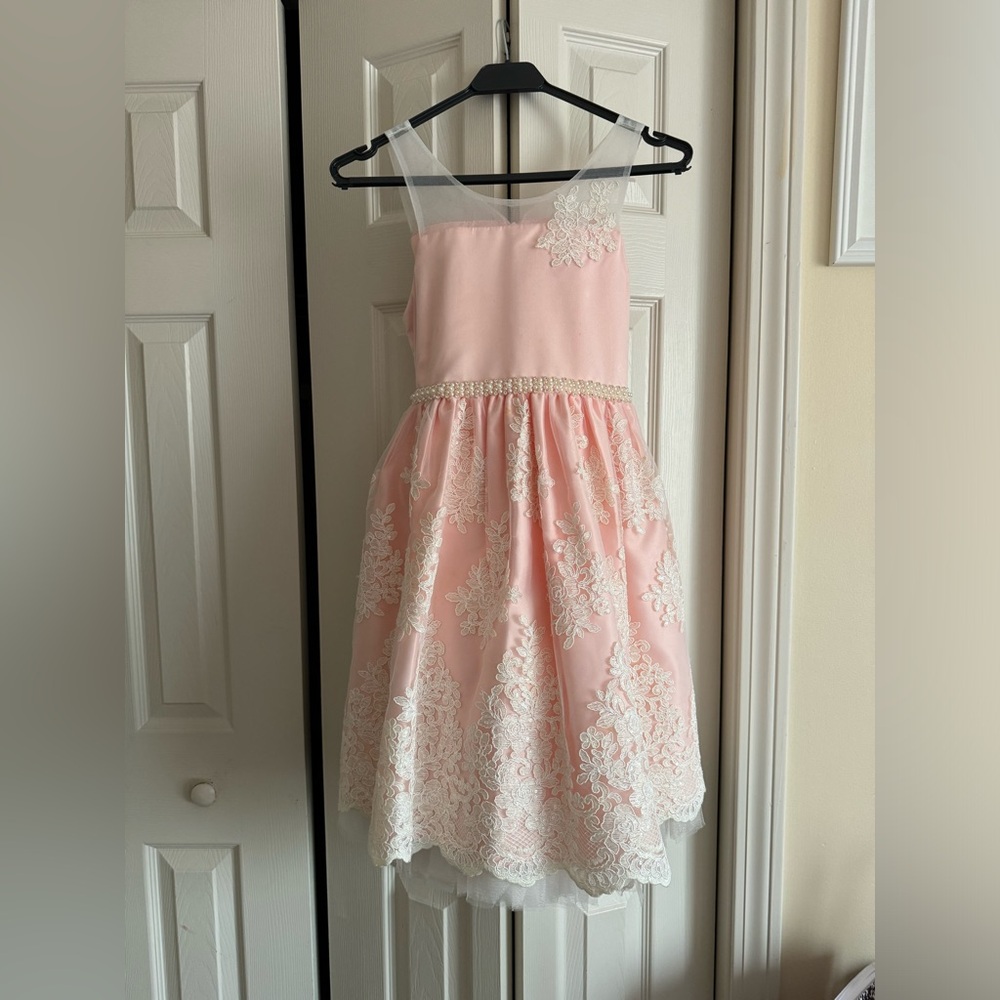 Gorgeous girls, princess dress